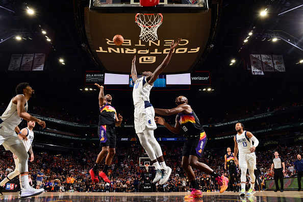 gettyimages-1240453621-594x594